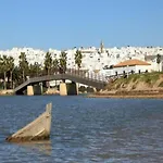 Casa Vacacional En Zona Centrica En Conil Familias Y Parejas