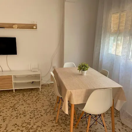 Casa Vacacional En Zona Centrica En Conil Familias Y Parejas Casa de Férias