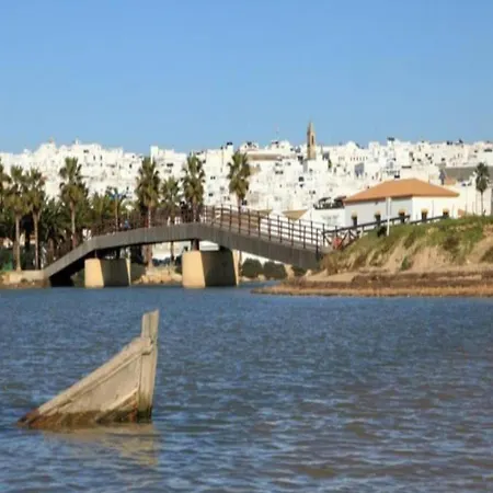 Casa Vacacional En Zona Centrica En Conil Familias Y Parejas
