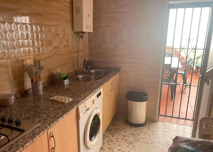 Casa Vacacional En Zona Centrica En Conil Familias Y Parejas