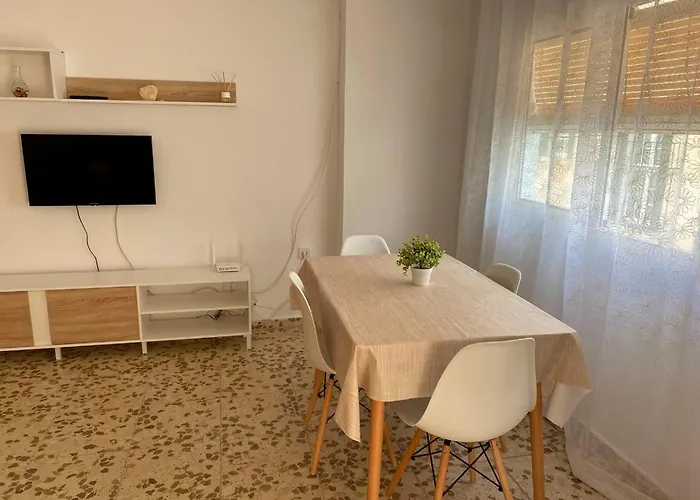 Casa Vacacional En Zona Centrica En Conil Familias Y Parejas Holiday home
